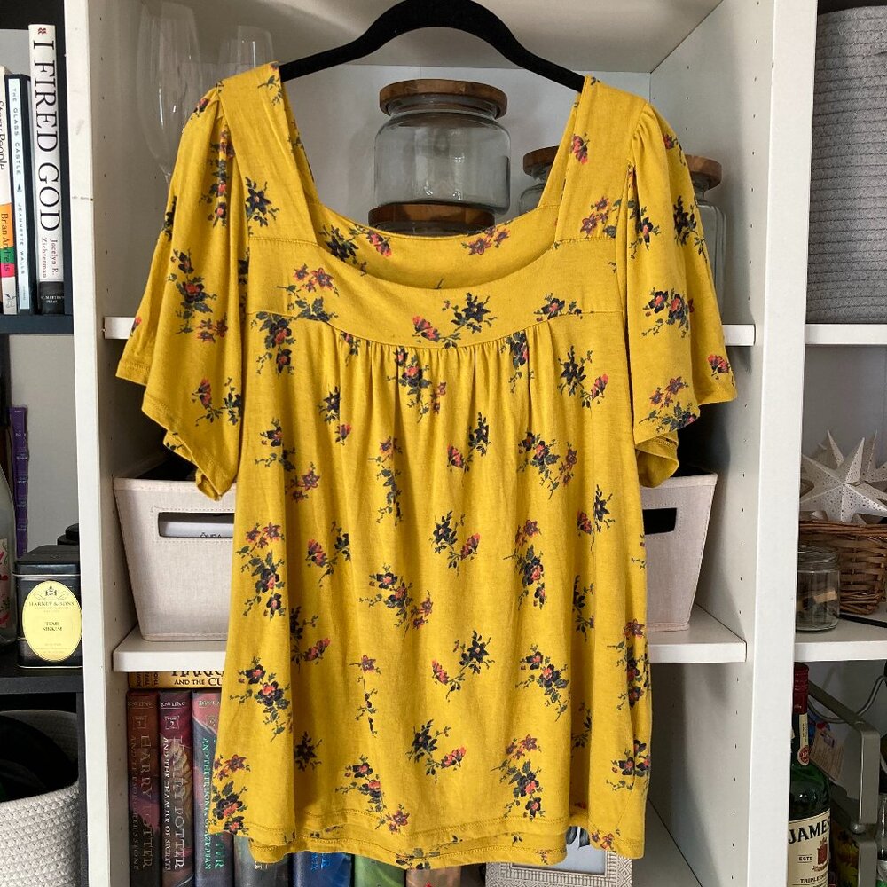 Lucky Brand Floral Top L Mustard Yellow Square Neck Flutter Sleeve